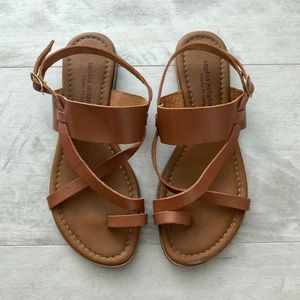 Sophia Milano Brown Leather Sandals